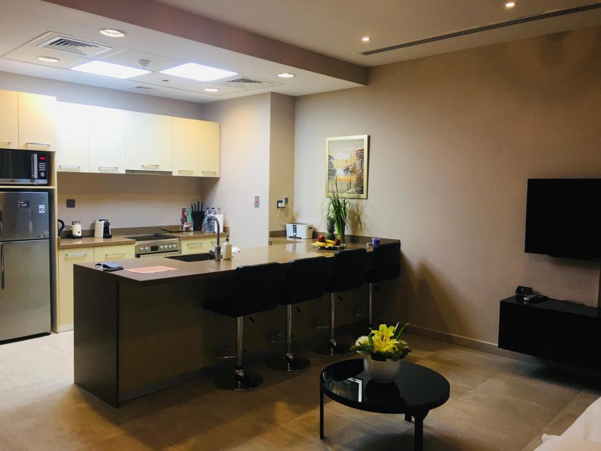 JCB Dubai Marina Apartment Bagian luar foto