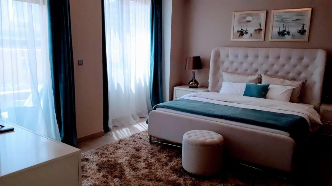 JCB Dubai Marina Apartment Bagian luar foto