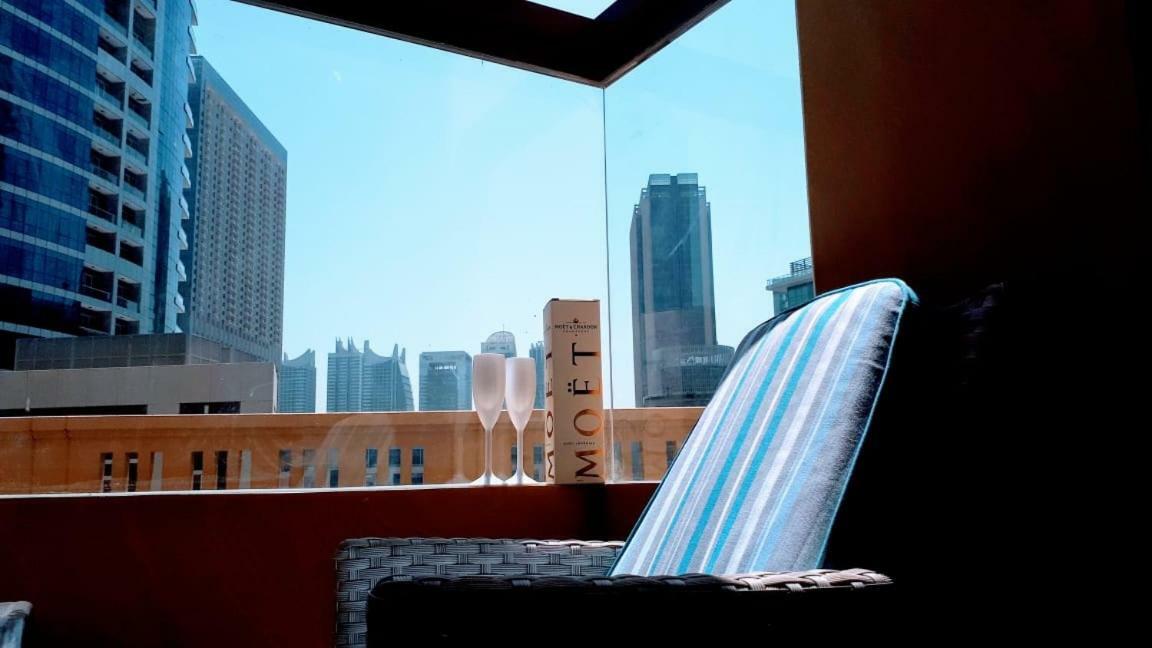 JCB Dubai Marina Apartment Bagian luar foto