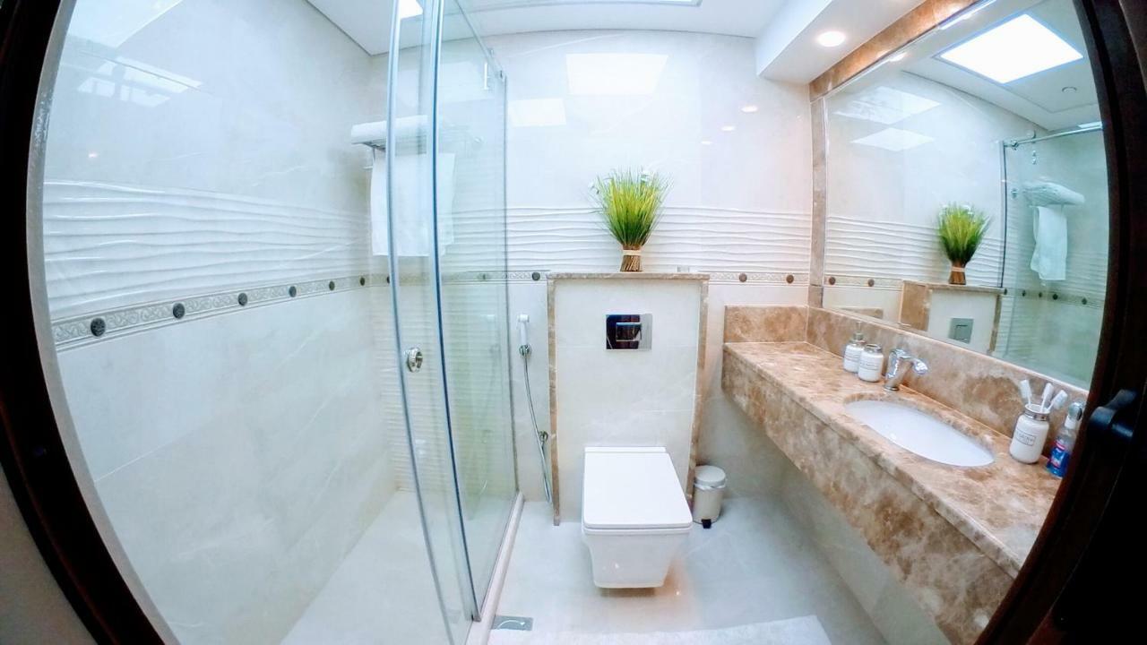 JCB Dubai Marina Apartment Bagian luar foto